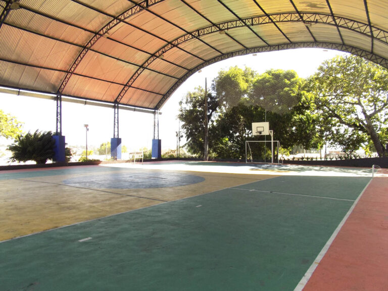 quadra poliesportiva